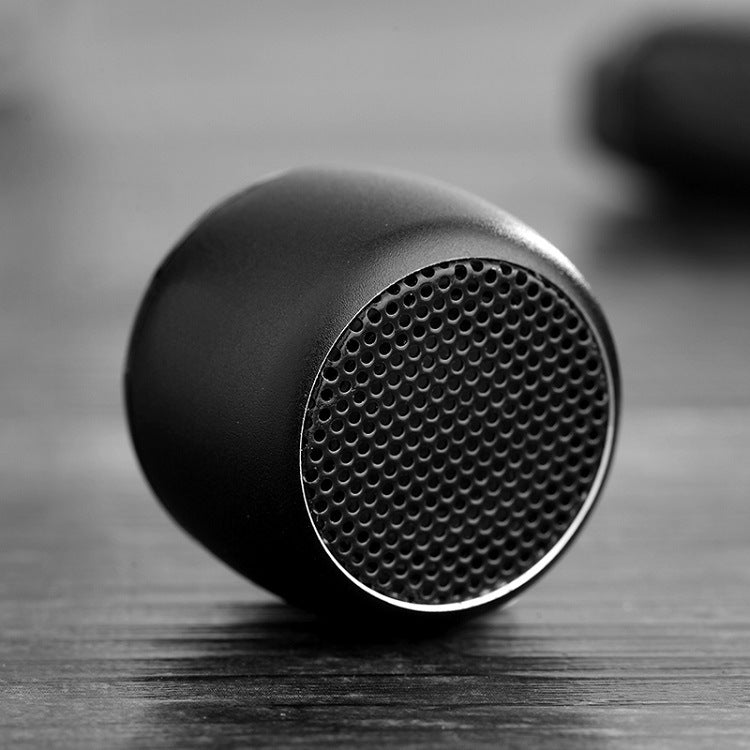 outdoor-portable-wireless-mini-bluetooth-speaker