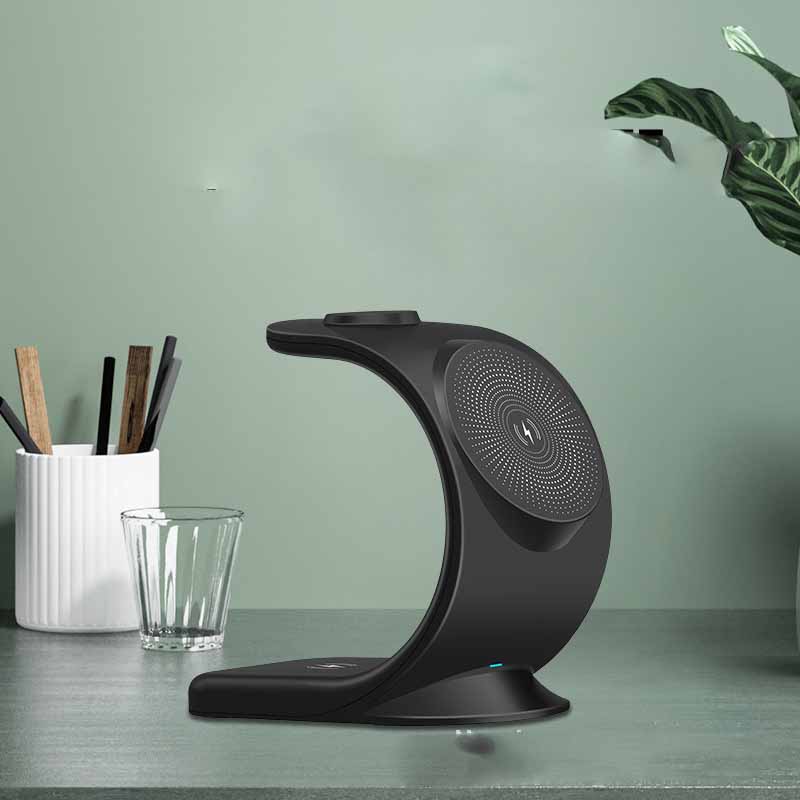 vertical-three-in-one-magnetic-wireless-charger