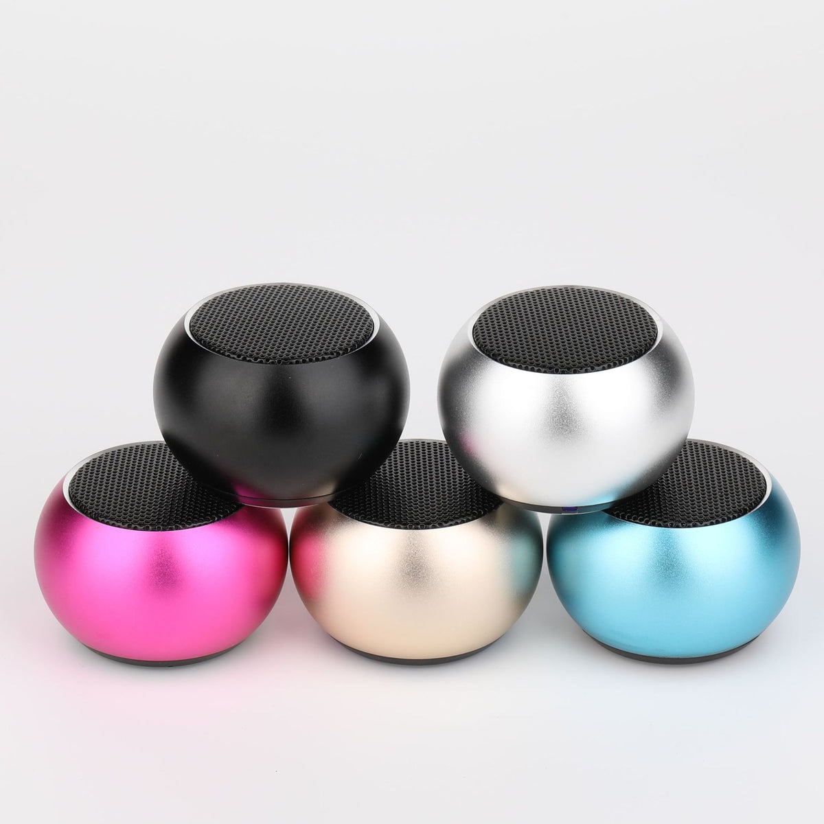 outdoor-portable-mini-bluetooth-small-speaker