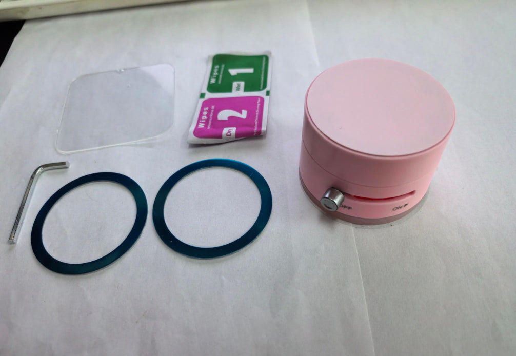 foldable-magnetic-vacuum-car-phone-holder-foldable-suction-cup-with-suction-cup-hands-free-navigation-for-smart-phone