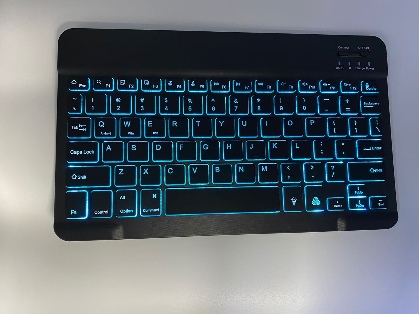 Mini Bluetooth Wireless Keyboard for Tablets - S (7–8"), M (9") & L (9.7–10.1") | Black & White