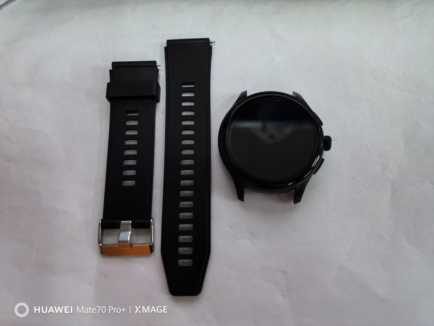 Smart Watch – 1.32" Wireless Charging, Metal Case & Premium Strap Options