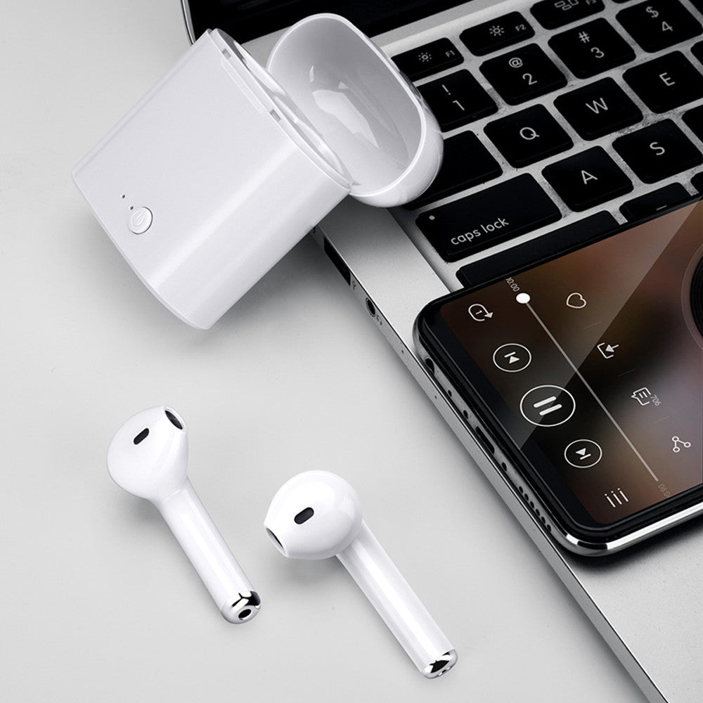 universal-black-bluetooth-wireless-headphones